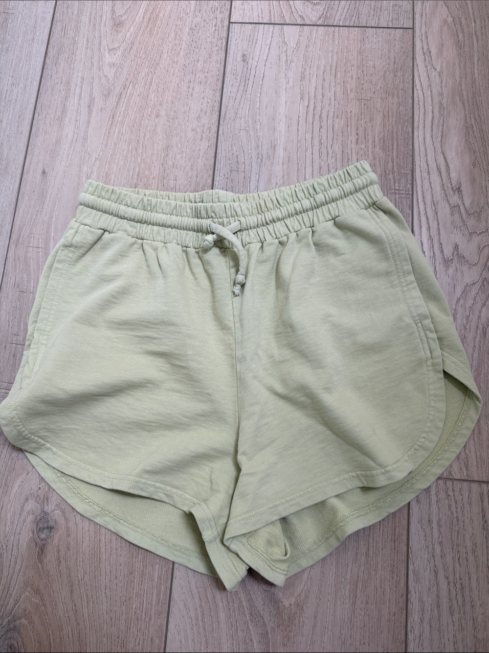 New Suburban Riot Green Pistachio Dolphin Shorts